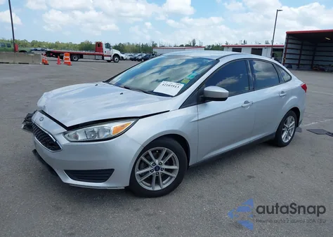 2018 Ford Focus Se z USA, uszkodzony, nr VIN 1FADP3FE9JL241661